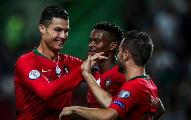 米6体育官方网站-欧预赛半决赛对决展开，尽显球队实力