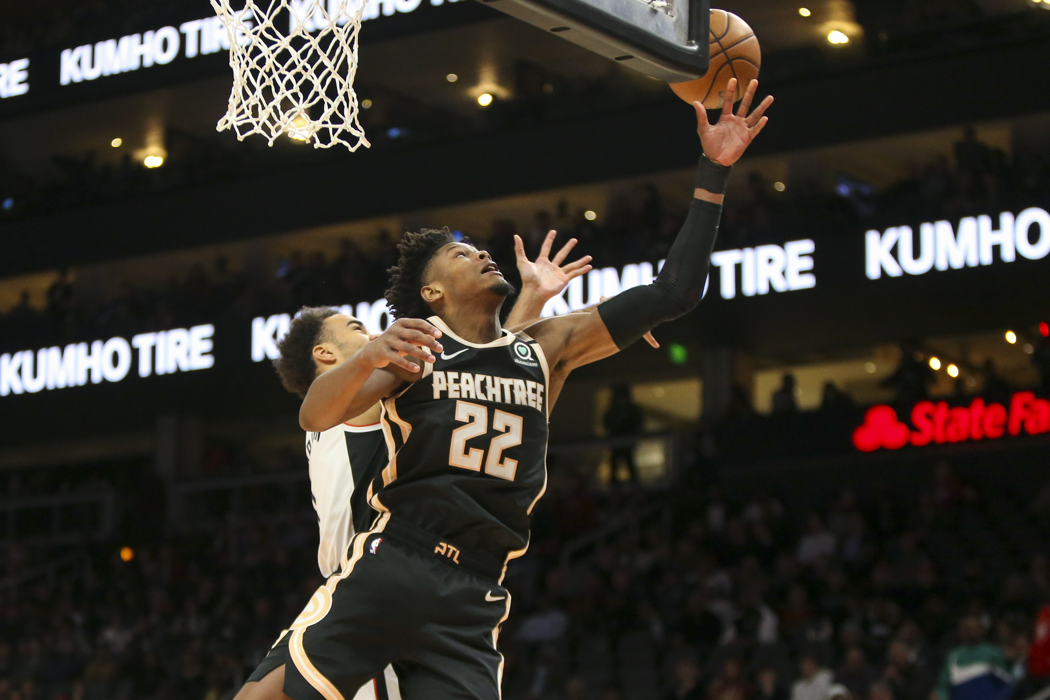 米乐m6官网入口-关于快船擒公牛续三连胜，哈雷尔分领衔得分的信息